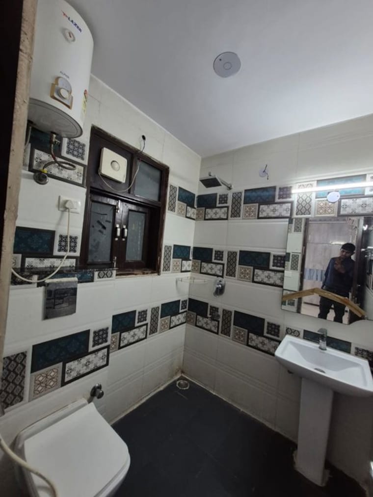Team Area, sector 45 5 Bedroom 2200 Sq.Ft. Builder Floor In Sector 45 Gurgaon 10584762