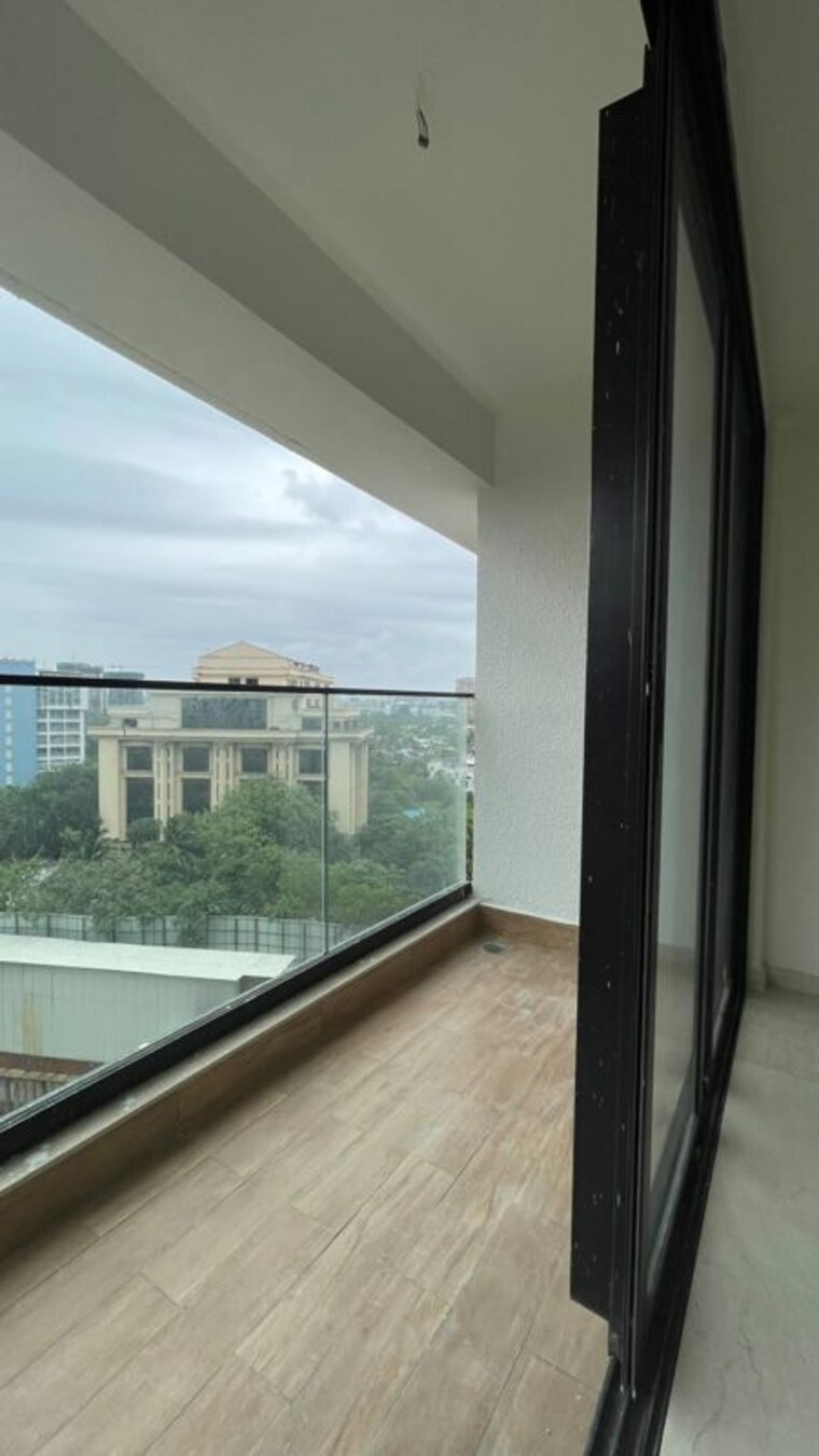 Balcony, kalpataru-magnus 3 Bedroom 1197 Sq.Ft. Apartment In Bandra East Mumbai 10584754