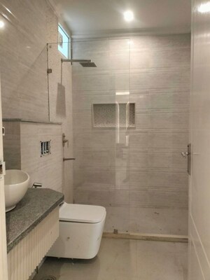 Bathroom in 3 BHK Builder Floor at Sector 43 – for Rent
