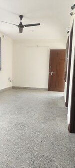 2 BHK 750 Sq.Ft. Builder Floor in Jeevan Bima Nagar