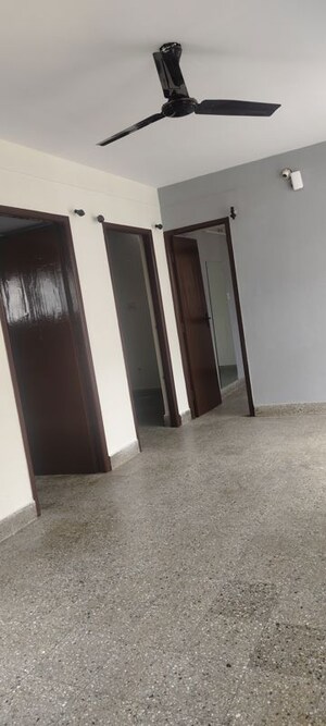 Building Lobby in 2 BHK Builder Floor at Jeevan Bima Nagar – for Rent