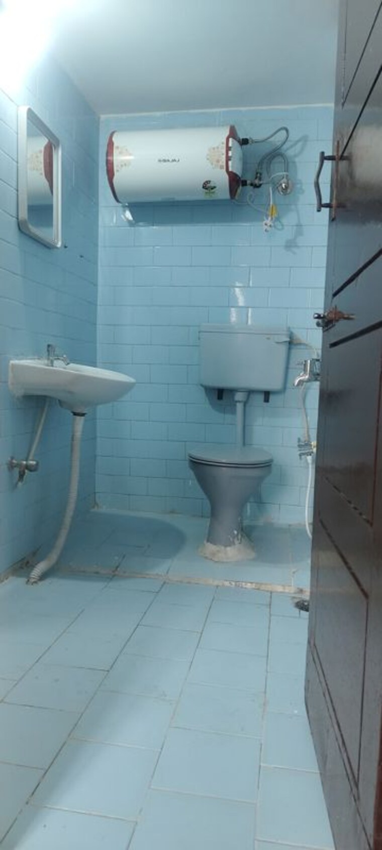 Bathroom, jeevan bima nagar 2 Bedroom 750 Sq.Ft. Builder Floor In Jeevan Bima Nagar Bangalore 10584774