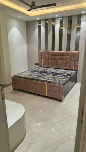 Bedroom in 3 BHK Builder Floor at Maya Homes, Indrapuram – for Rent