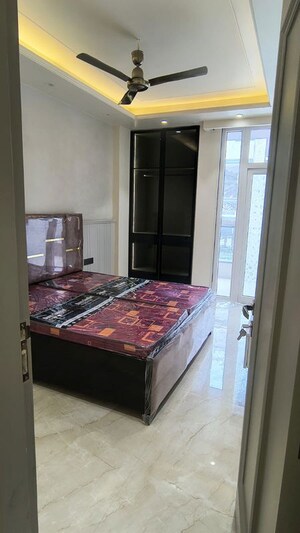 Bedroom in 3 BHK Builder Floor at Maya Homes, Indrapuram – for Rent