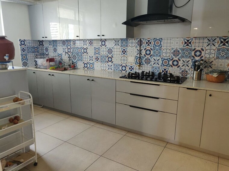 Kitchen, prestige-royale-gardens 3 Bedroom 1705 Sq.Ft. Apartment In Doddaballapur Road Bangalore 10584798
