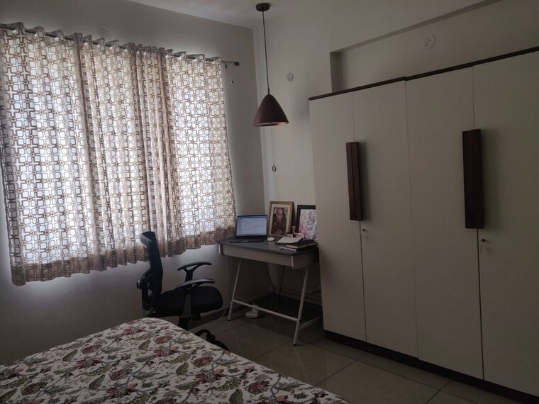 Bedroom, prestige-royale-gardens 3 Bedroom 1705 Sq.Ft. Apartment In Doddaballapur Road Bangalore 10584798