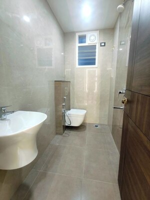 Bathroom in 3 BHK Builder Floor at Mahatma Gandhi Inner Ring Road – for Sale