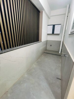 Balcony in 3 BHK Builder Floor at Mahatma Gandhi Inner Ring Road – for Sale