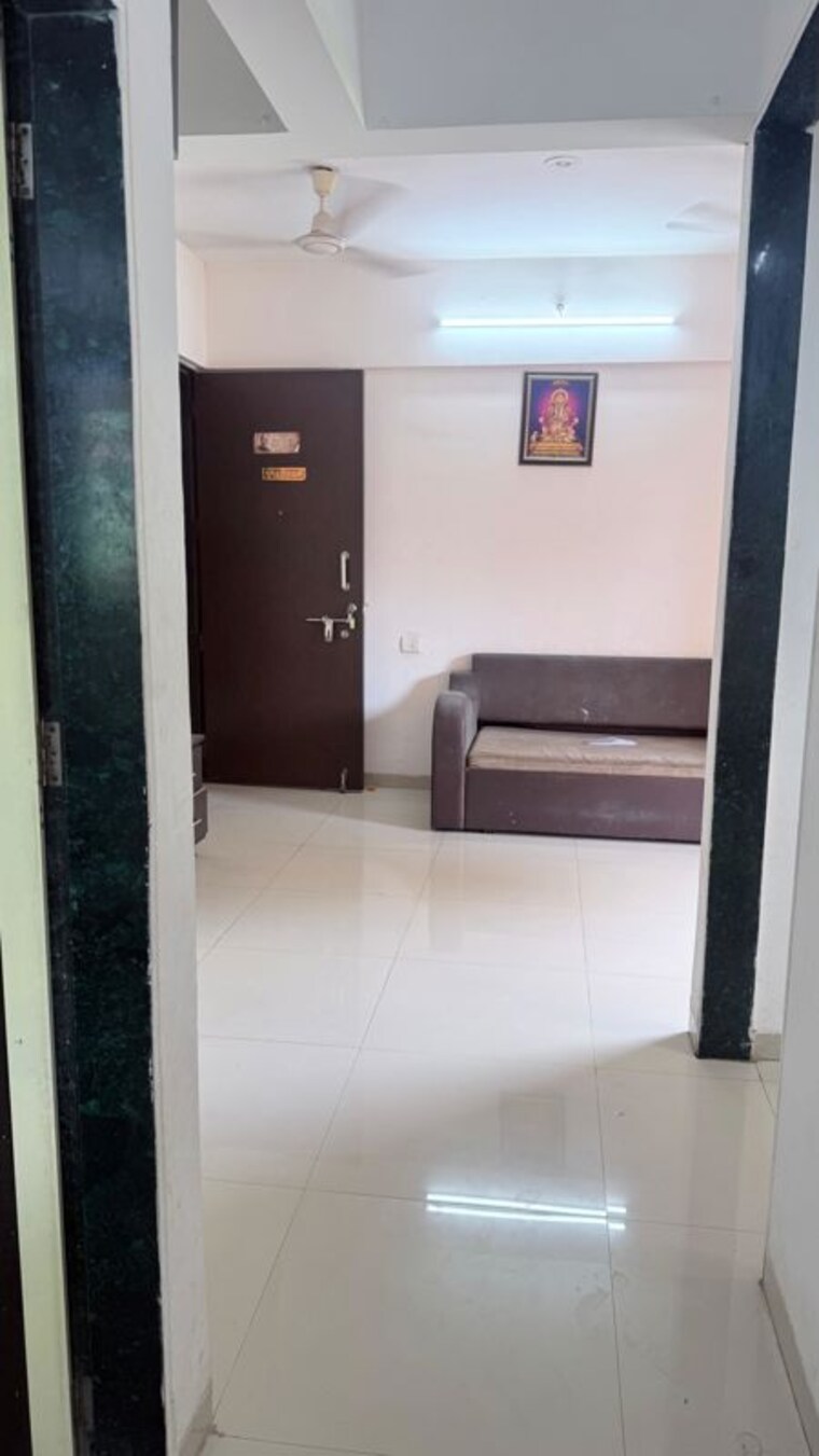 Bathroom, mayfair-vishwaraja 1 Bedroom 600 Sq.Ft. Apartment In Titwala Thane 10584797