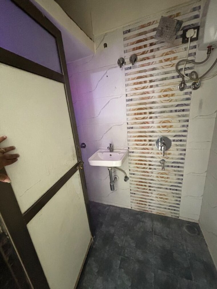 Bathroom, krupa-shree-krupa 1 Bedroom 450 Sq.Ft. Apartment In Dahisar East Mumbai 10584803