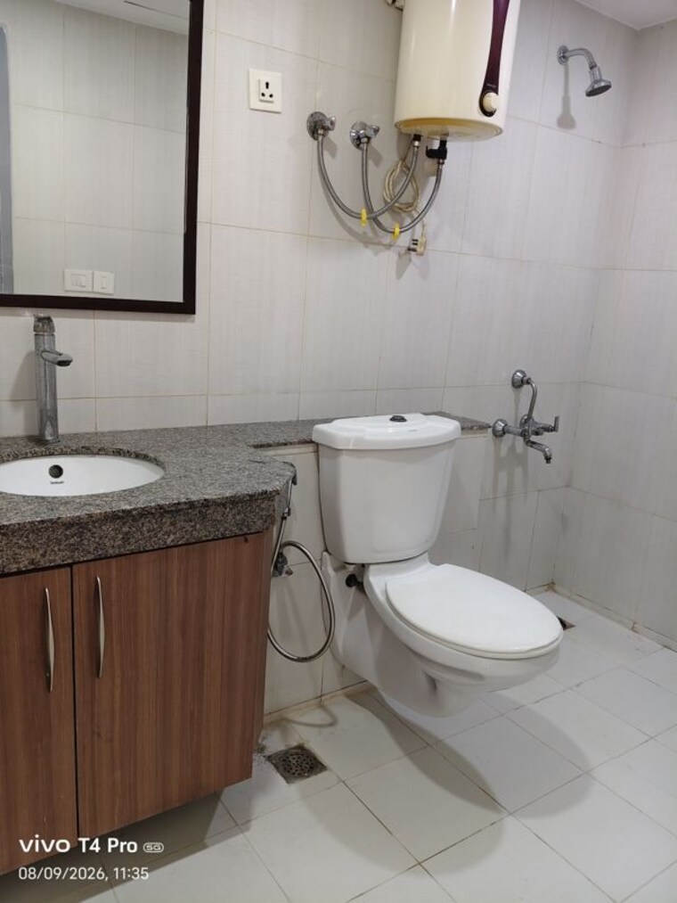Bathroom, 3c-lotus-panache 4 Bedroom 2800 Sq.Ft. Apartment In Sector 110 Noida 10584812
