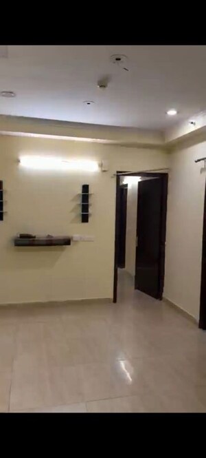 2 BHK Apartment For Rent in Gaur City 7th Avenue, Sector 4 Greater Noida