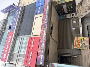 Showroom For Rent in Dwarka Mor