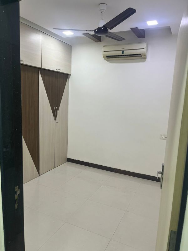 2 BHK 550 Sq.Ft. Apartment in CCIL Bhavan