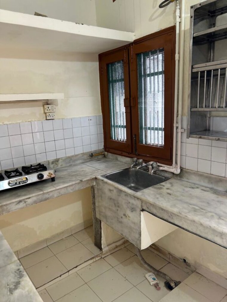 Kitchen, sector 32 2 Bedroom 200 Sq.Ft. Builder Floor In Sector 32 Chandigarh 10584847