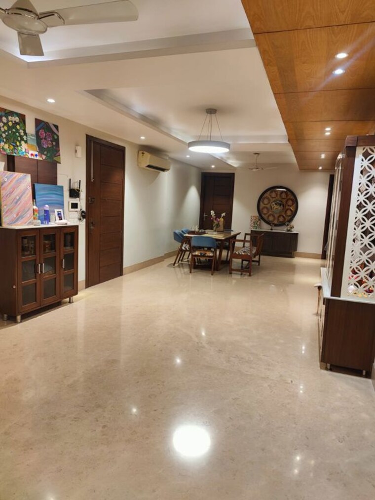 Living Room, sector 43 4 Bedroom 418 Sq.Yd. Builder Floor In Sector 43 Gurgaon 10584852