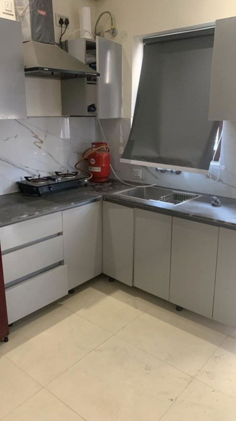 Kitchen, aura-homes 1 Bedroom 1000 Sq.Ft. Apartment In Patiala Road Zirakpur 10584895