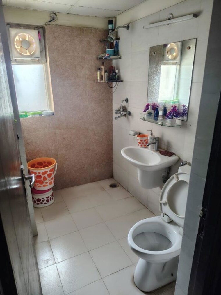 Bathroom, fusion-homes 3 Bedroom 1635 Sq.Ft. Apartment In Tech Zone 4 Greater Noida Greater Noida 10584891
