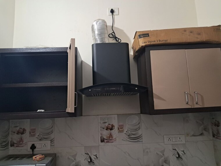 undefined, satish-golden-enclave 2 Bedroom 1100 Sq.Ft. Apartment In Lohgarh Zirakpur 10584904