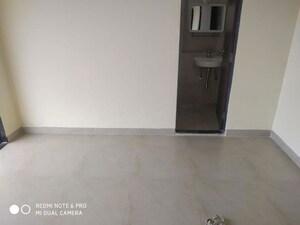 1 BHK Apartment For Rent in DGS Sheetal Tapovan, Malad East