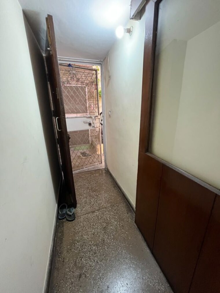 Balcony, sheikh sarai 2 Bedroom 1100 Sq.Ft. Builder Floor In Sheikh Sarai Delhi 10584925