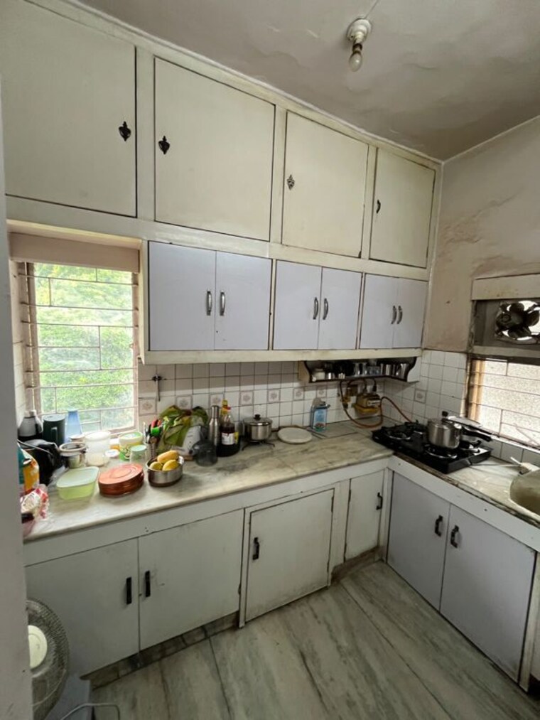 Kitchen, sheikh sarai 2 Bedroom 1100 Sq.Ft. Builder Floor In Sheikh Sarai Delhi 10584925