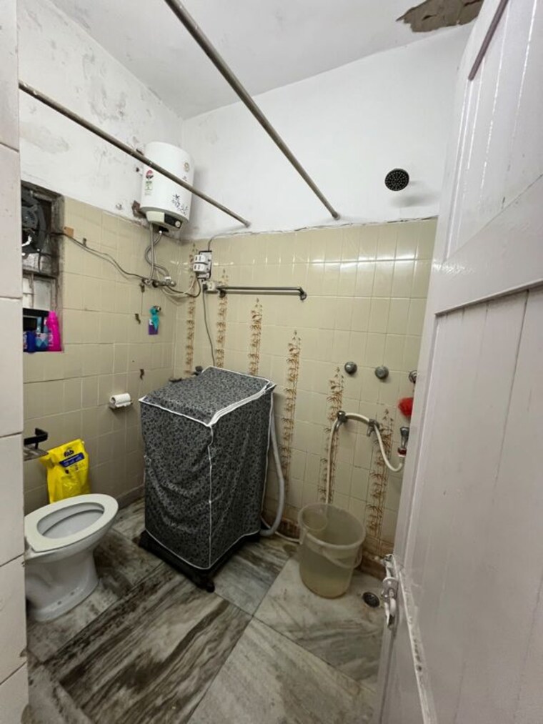 Team Area, sheikh sarai 2 Bedroom 1100 Sq.Ft. Builder Floor In Sheikh Sarai Delhi 10584925