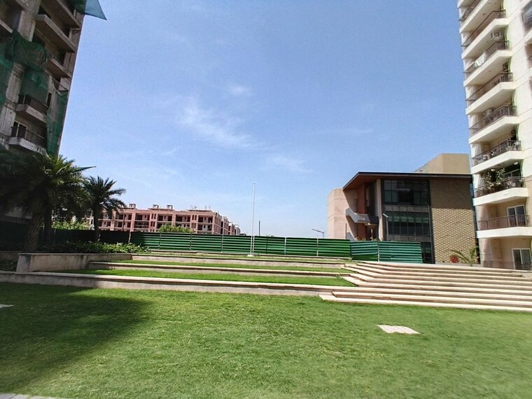 Garden, ashiana-mulberry 2 Bedroom 1210 Sq.Ft. Builder Floor In Sohna Sector 2 Gurgaon 10531453
