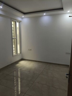 Room in 3 BHK Apartment at Motia Harmony Greens, Kishanpura – for Rent