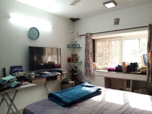 Living Room in 4 BHK Villa at  Army Welfare CHS, Nerul – for Rent