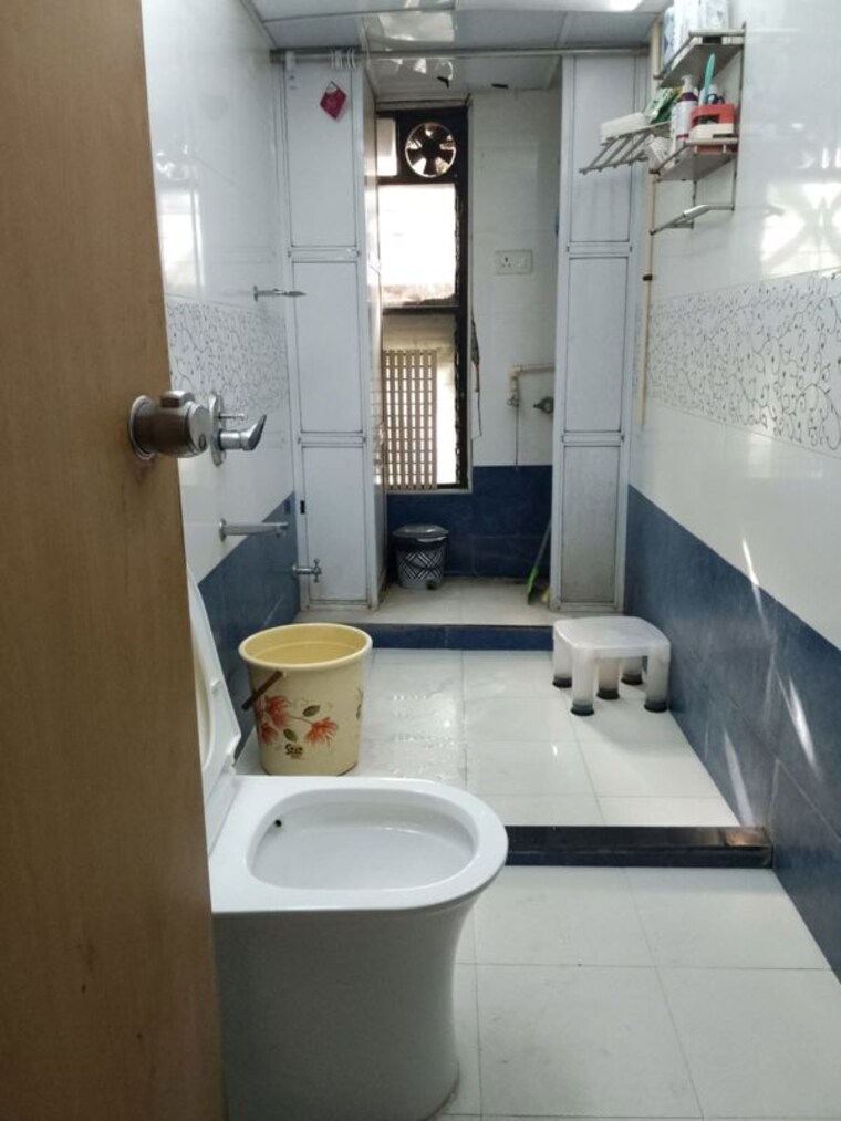 Bathroom, army-welfare-chs 4 Bedroom 2500 Sq.Ft. Villa In Nerul Navi Mumbai 10584952