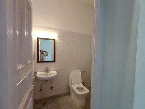 Bathroom in 3 BHK Builder Floor at Sector 43 – for Rent