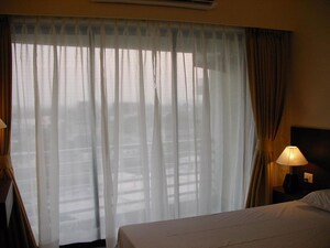 Bathroom in 3 BHK Apartment at Meenakshi Apartment, Goregaon East – for Rent