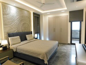 Bedroom in 5 BHK Penthouse at Vasant Kunj – for Sale