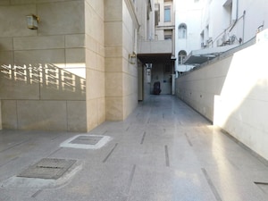  5 BHK Penthouse at Vasant Vihar – for Rent