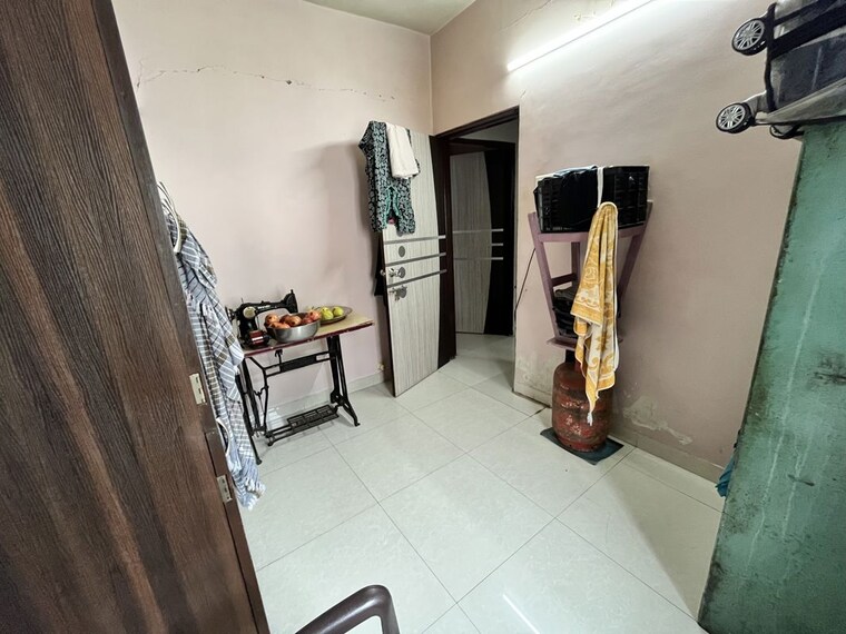 Bedroom, bhawani-housinng-society 2 Bedroom 700 Sq.Ft. Apartment In Bhawani Peth Pune 10584948