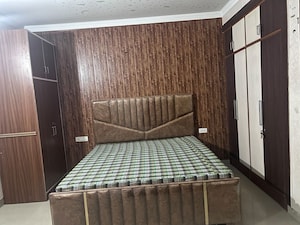 Bedroom in 4 BHK Apartment at Nagla Road – for Rent