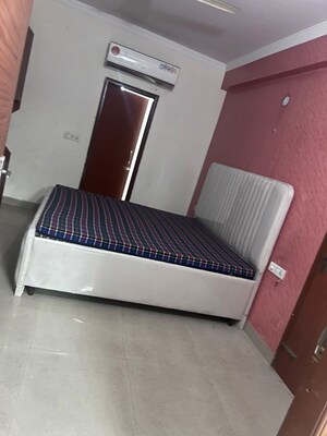 Bedroom in 4 BHK Apartment at Nagla Road – for Rent
