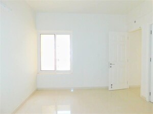Room in 2 BHK Apartment at Casagrand Lorenza, Kogilu – for Rent