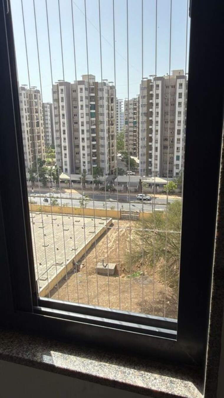 Balcony, adani-archway 4 Bedroom 1500 Sq.Ft. Apartment In Jagatpur Ahmedabad 10585035