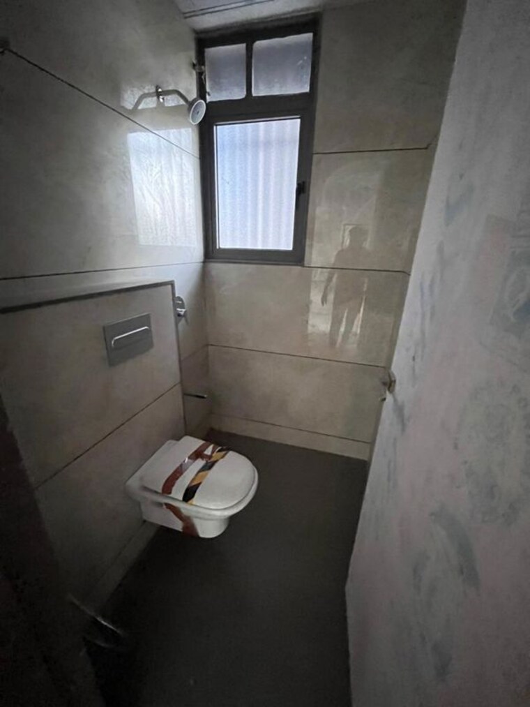Bathroom, adani-archway 4 Bedroom 1500 Sq.Ft. Apartment In Jagatpur Ahmedabad 10585035