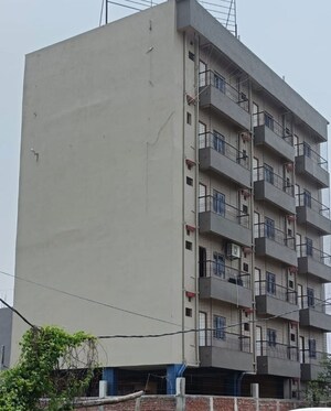 2 BHK Builder Floor For Sale in Sampatchak