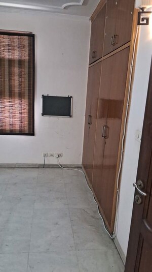 2 BHK Apartment For Sale in Saffron Kanishka Tower, Sector 34