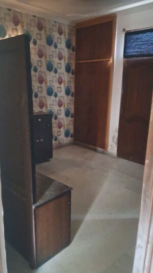 Room in 2 BHK Apartment at Saffron Kanishka Tower, Sector 34 – for Sale