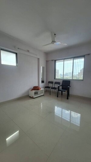 2 BHK Apartment For Rent in Kopar Khairane