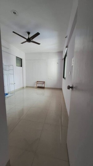 Room in 2 BHK Apartment at Kopar Khairane – for Rent