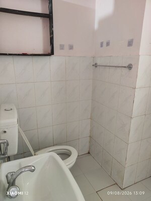 Bathroom in 2 BHK Apartment at Gomti Enclave Devamau, Devamau – for Rent