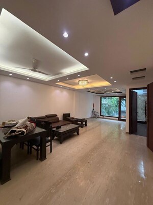 Living Room in 3 BHK Builder Floor at Defence Colony – for Rent