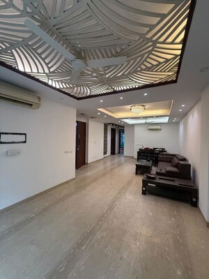 Living Room in 3 BHK Builder Floor at Defence Colony – for Rent