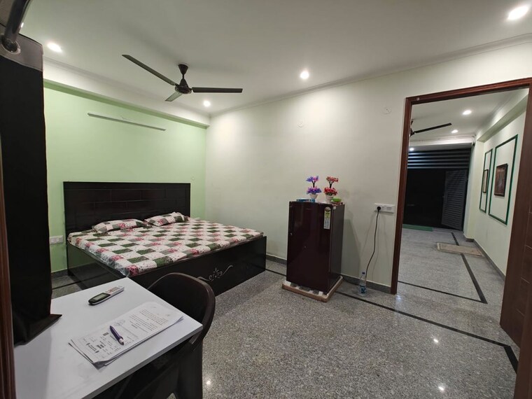 Team Area, ansal-api-versalia 1 RK 660 Sq.Ft. Builder Floor In Sector 67a Gurgaon 10585079
